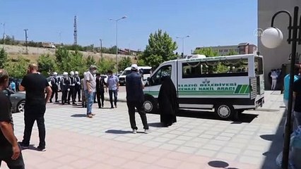 Otomobille çarpışan motosikletin sürücüsü uzman çavuş öldü - ELAZIĞ