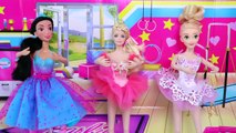 Barbie Girl and Princess Rapunzel go to Ballet Class at the Doll Dance School!