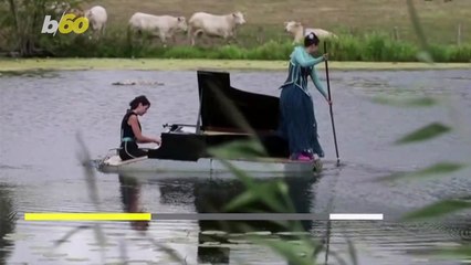 Must-See! Floating Piano Concert Wows Spectators