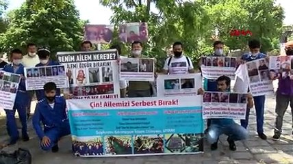 Beyazıt'ta uygur türkleri eylem yaptı
