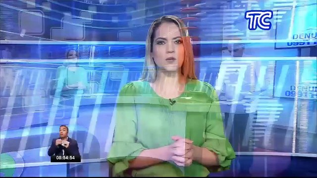 Cámaras de seguridad captaron el robo de accesorios en Quito, los delincuentes taparon la placa del vehículo para evitar ser reconocidos