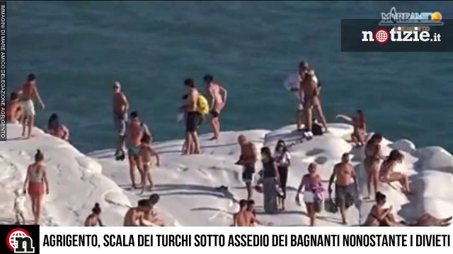 Agrigento, Scala dei Turchi sotto assedio dei bagnanti nonostante i divieti: le immagini