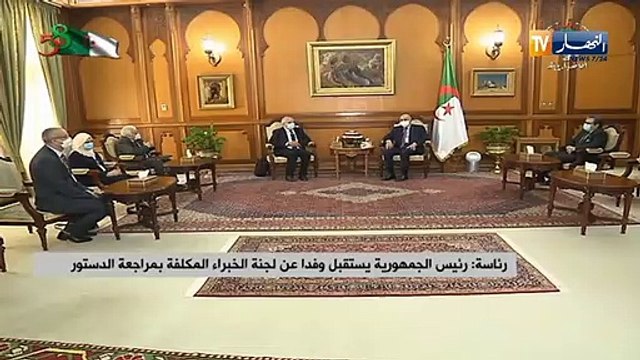 رئاسة: رئيس الجمهورية يستقبل وفدا عن لجنة الخبراء المكلفة بمراجعة الدستور