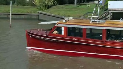 Lancha veterinaria atiende en el Delta argentino en plena pandemia