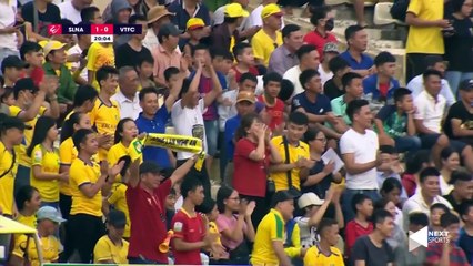 Em họ Văn Quyến tung cú sút vận tốc tên lửa -cháy lưới- Viettel, khiến sân Vinh vỡ òa - NEXT SPORTS