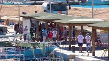 Λαμπεντούζα: Μαζικές αφίξεις μεταναστών και προσφύγων