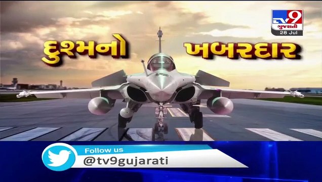 Rafale jet refueled in mid-air by aircraft of the French Air force