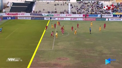 Tranh cãi - Phan Văn Đức bị trọng tài bắt việt vị sai cả mét- - SLNA - Viettel - NEXT SPORTS