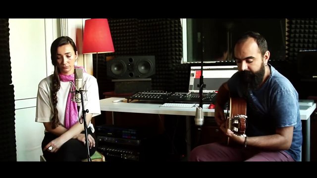 Burcu Yeşilbaş - Penceresi Önünde (Volkan Konak Cover)