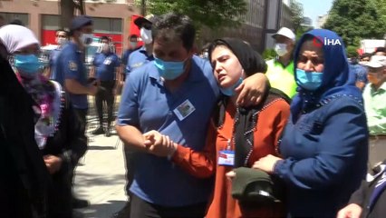 Kazada şehit olan eşinin tişörtünü bir an olsun bırakmadı