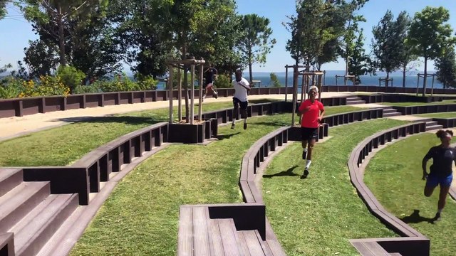 Ines Belloumou et Kysha Sylla, les espoirs du foot féminin se préparent à Martigues