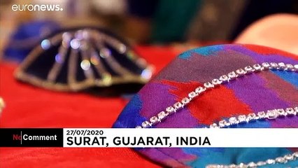 Des masques incrustés de diamants