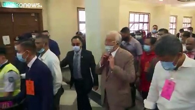 Malesia: condannato a 12 anni di carcere l'ex primo ministro Najib Razak