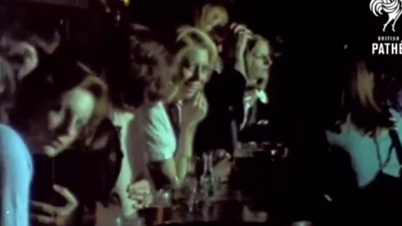 Van Morrison - Wild Night (1971)