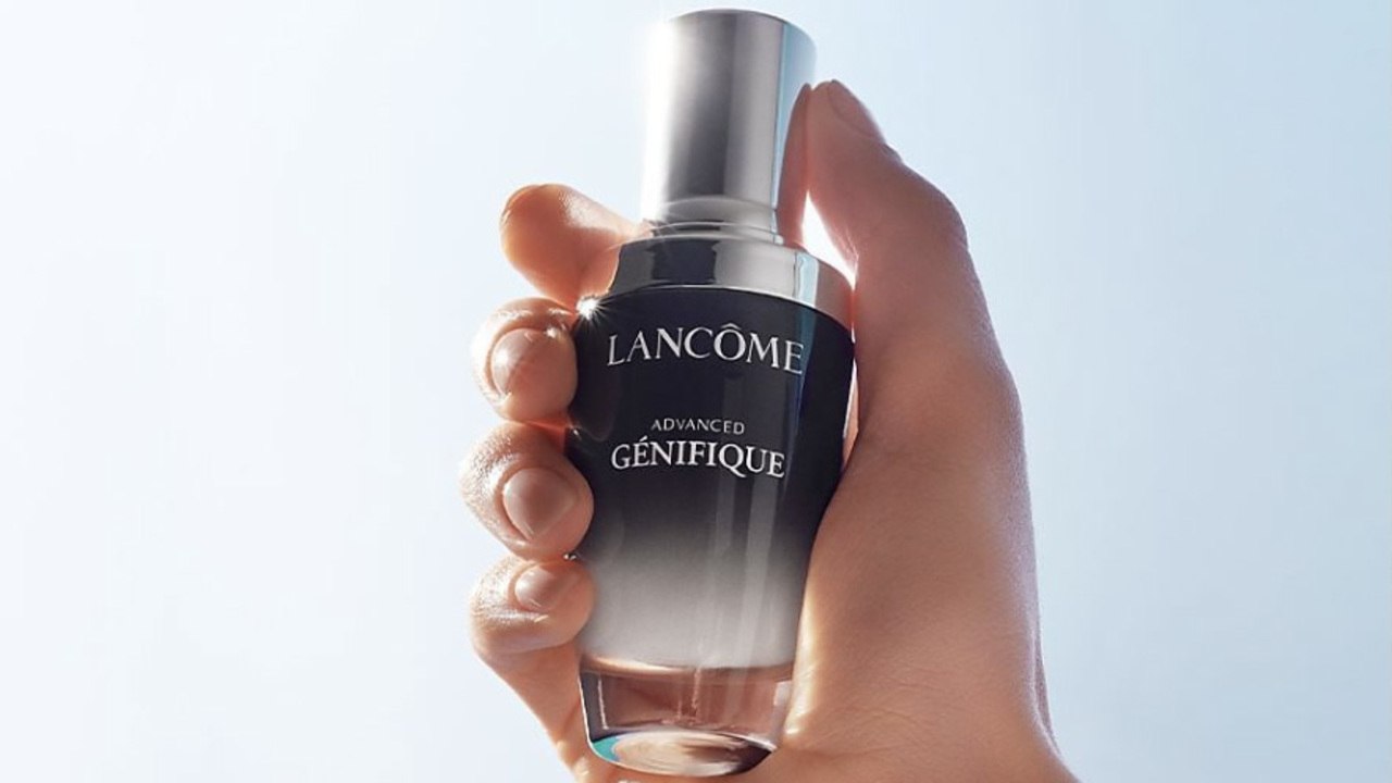 Nordstrom Shoppers Are Saying This Lancome Anti-Aging Face Serum Makes Them Look "20 Years