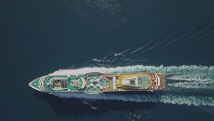 Video herunterladen: Cruises in Germany, Taiwan Set Sail With Social Distancing, Masks, and Isolation Wards