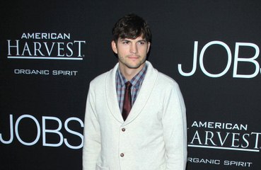 Ellen DeGeneres accusée de méchanceté: Ashton Kutcher la défend