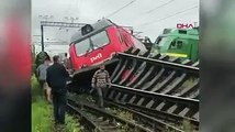 Rusya'da iki tren çarpıştı