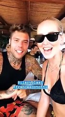 下载视频: Matrimonio Chiara Ferragni e Fedez, arriva l'invito ufficiale per Ilary Blasi e Francesco Totti