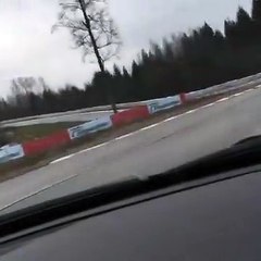 F1, Raikkonen sfreccia a Porvoo al volante di una Ferrari stradale