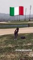 100 km dei Campioni - La sorella di Valentino Rossi canta l'inno di Mameli