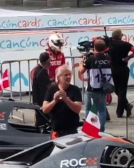 Vettel festeggia la vittoria di Mick Schumacher alla Race of Champion