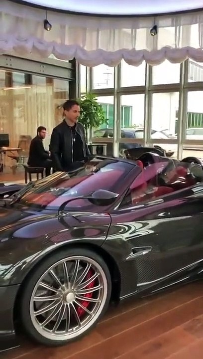 Jorge Lorenzo si regala un mostro, auto di lusso per il maiorchino nel giorno della Befana