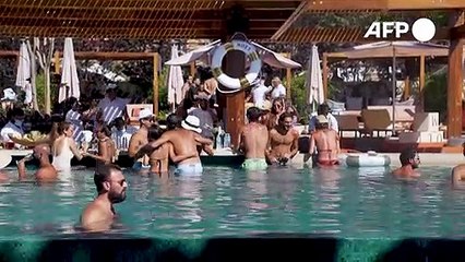 منطقة فقرا الجبلية ملاذ بعض أثرياء لبنان بعيداً عن الازمة المعيشية الخانقة