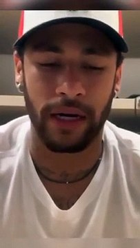 Neymar si difende dalle accuse di stupro e pubblica la chat con la ragazza coinvolta nella vicenda