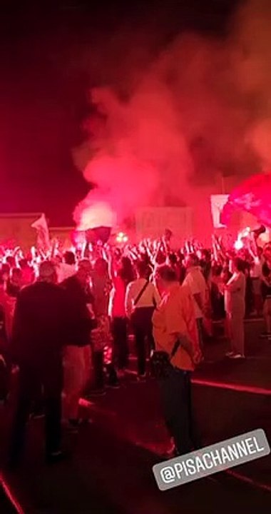 Il Pisa in Serie B, festa per tutta la notte