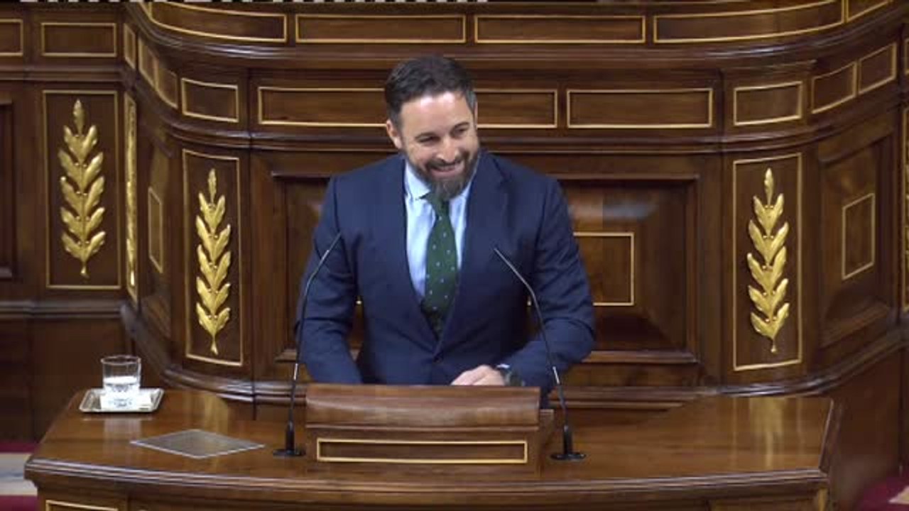 Abascal anuncia una moción de censura en septiembre