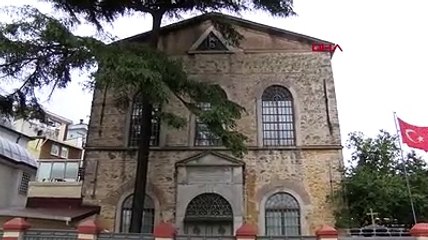 Kilise haçını söken kişiye 1 yıl 4 ay hapis cezası