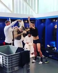 Compleanno Icardi, i compagni lo festeggiano cosÃ¬