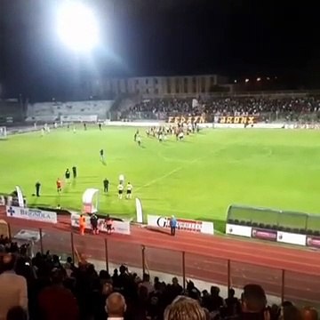 Casertana-Rende, emozioni durante la gara di playoff di Serie C