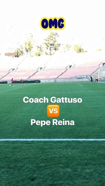 Gattuso scatenato in allenamento, supera Reina con un tiro pazzesco