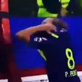 Boca-River, Perez regala la maglia ad un piccolo tifoso: la sua reazione Ã¨ commovente