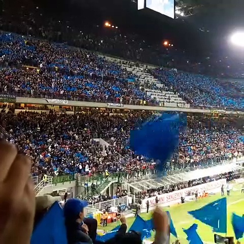 Video Coreografia Inter-Milan, lo spettacolo in tribuna: San Siro Ã¨ clamoroso