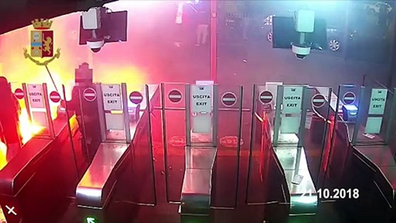 Messina, scontri tra tifosi agli imbarcaderi per Villa San Giovanni: 5 arresti, le immagini