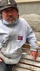 L'ex calciatore del Napoli di Maradona Ã¨ diventato un clochard