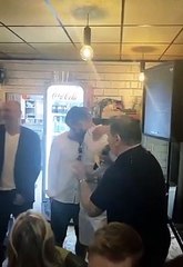 Pjanic si commuove alla festa per il passaggio al Barcellona