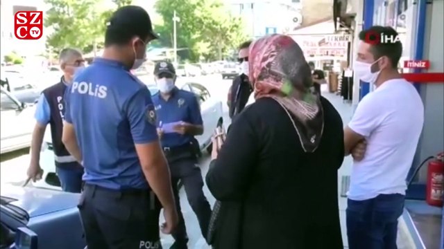 Polisi görünce taktıkları maske cezadan kurtaramadı