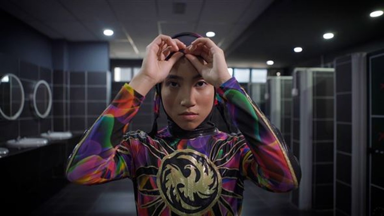 Eine muslimische Wrestlerin durchbricht Grenzen