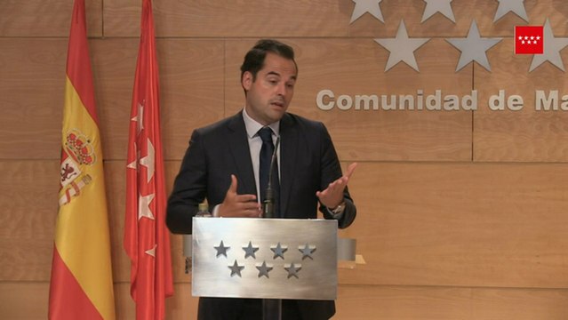 Aguado asegura que 'cartilla Covid' tiene todo el sentido