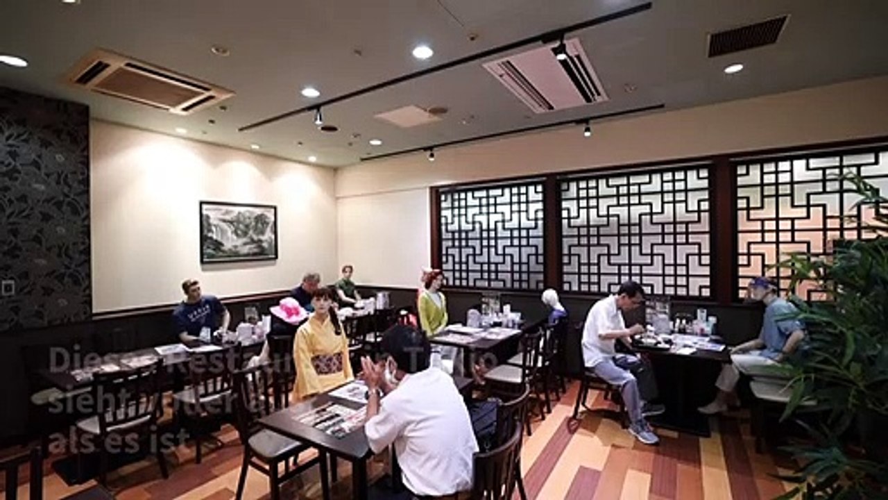 Japan: Dinieren mit Schaufensterpuppen in Corona-Zeiten