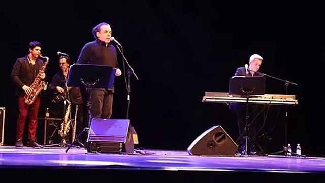 Reggio Calabria: lo spettacolo di Nino Frassica incanta il Teatro Cilea