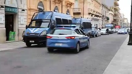 166esimo anniversario della Polizia, esibizioni operative