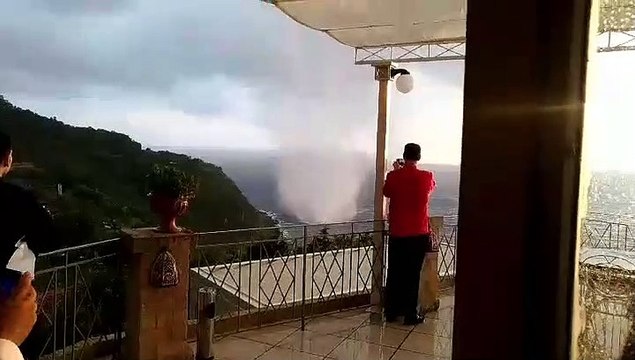 Enorme tornado sulla Costa Viola: le immagini da Palmi (Reggio Calabria)