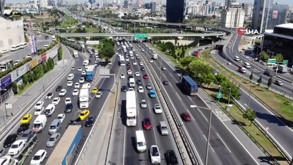 Mahmutbey gişelerinde bayram yoğunluğu