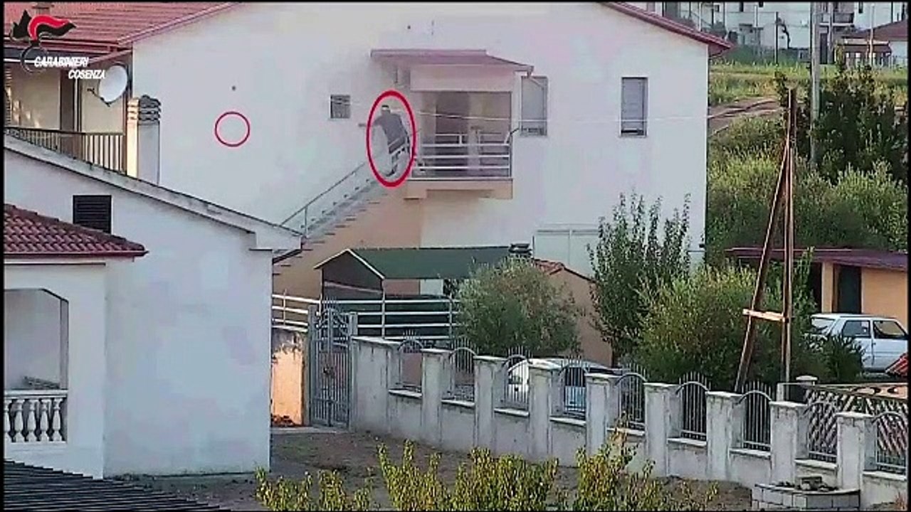 Cosenza: i carabinieri arrestano 4 persone e sventano un omicidio