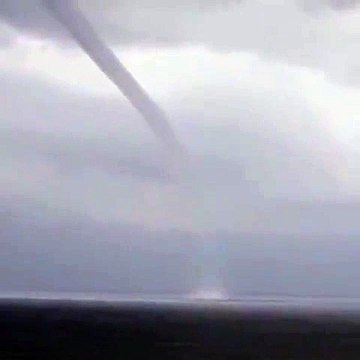 Maltempo in Calabria, tromba marina a Crotone